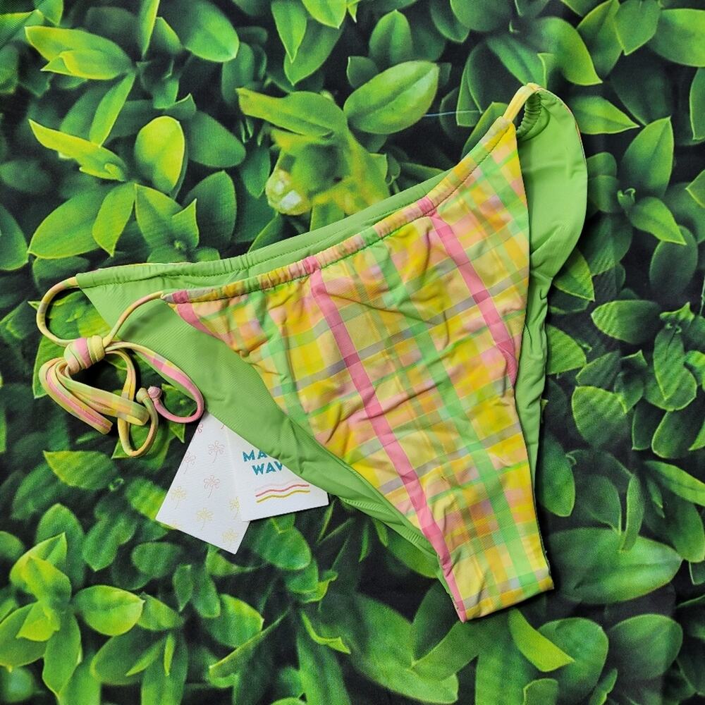 NWT Dippin' Daisy's Reversible Infinite Plaid String Bikini Bottom size Large